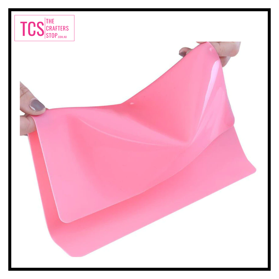 Silicone Hot Glue Gun/Resin or Craft Mat